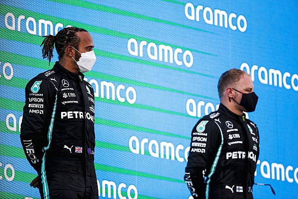 Mercedes, Bottas’ın Hamilton’a neden daha erken yol vermediğini açıkladı