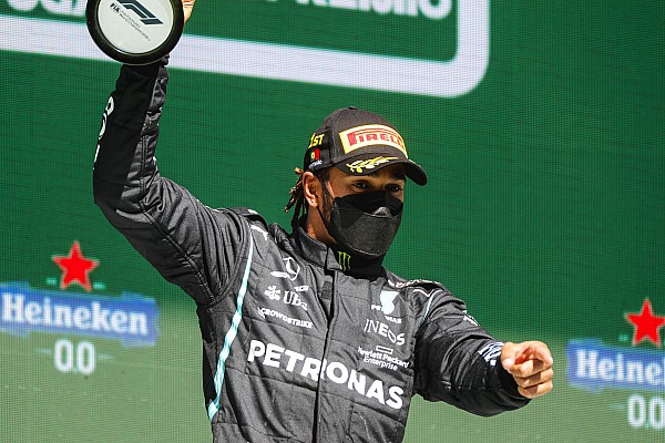 Wolff: ” Hamilton’ın ‘olağanüstü’ performansları Formula 1’de standart oldu”