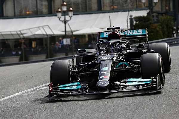 Mercedes, Hamilton’a uyguladıkları stratejinin ”daha çok potanisyele sahip olduğunu” düşünmüş