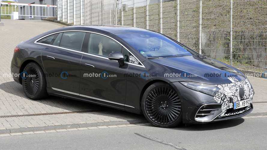 Mercedes-AMG EQS’ten yeni casus görüntüler geldi Mercedes-AMG EQS’ten yeni casus görüntüler geldi