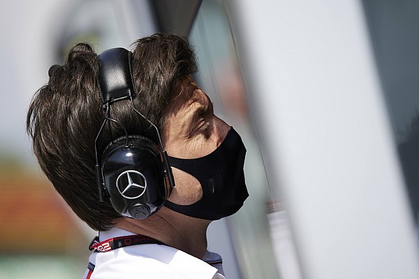 Wolff: ”15 adam ve boş bir bina, Red Bull Powertrains’in başarılı olması için yeterli değil”