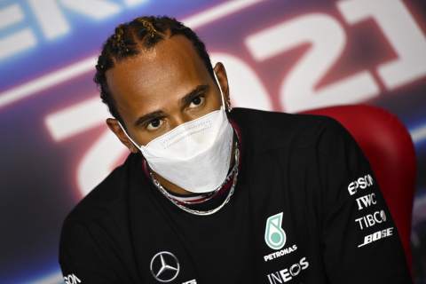 Why Hamilton feels split about “premature” full British GP F1 crowd