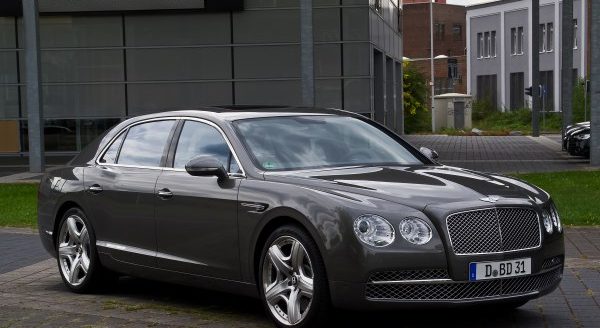 Bentley – Flying Spur – 4.0 V8 (500 bg) – Teknik Özellikler Bentley – Flying Spur – 4.0 V8 (500 bg) – Teknik Özellikler
