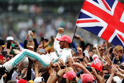 British GP set for capacity F1 crowd after “productive discussions”