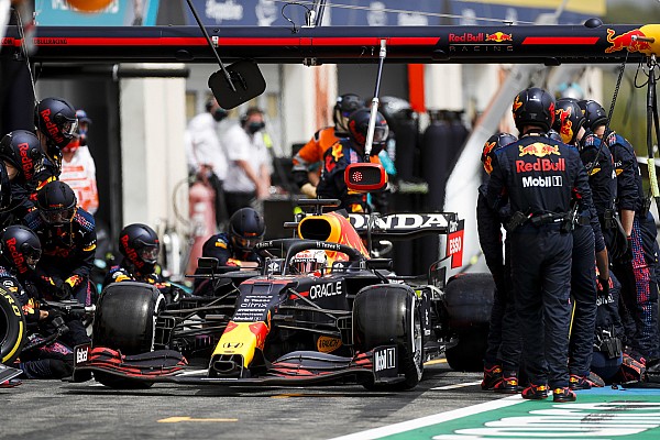 Red Bull: “Cesur strateji hamlesi, İspanya GP’nin telafisi oldu”