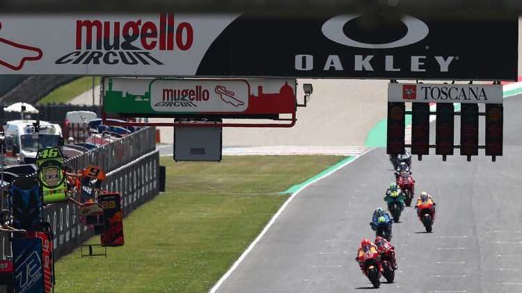 2021 MotoGP İtalya Yarış Tekrarı izle