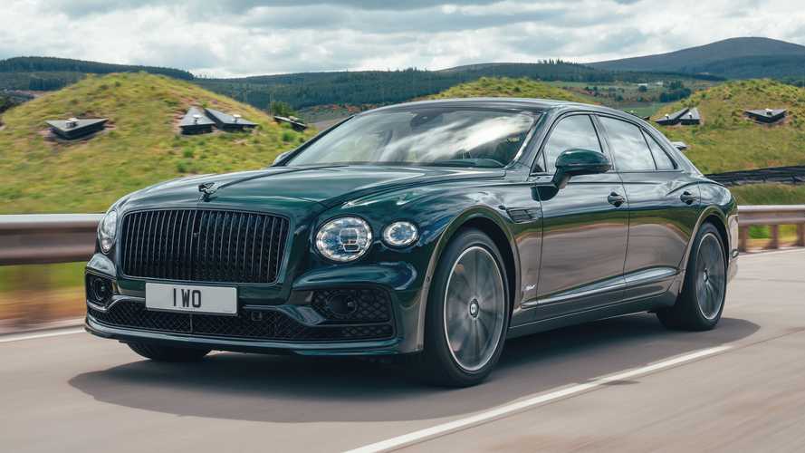 Bentley Flying Spur, elektriğin gücü ile tanıştı!