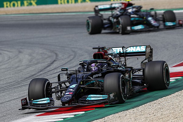 Hamilton: “Silverstone’da getirilecek güncellemeler, Red Bull’la farkı kapatmak için yeterli değil”