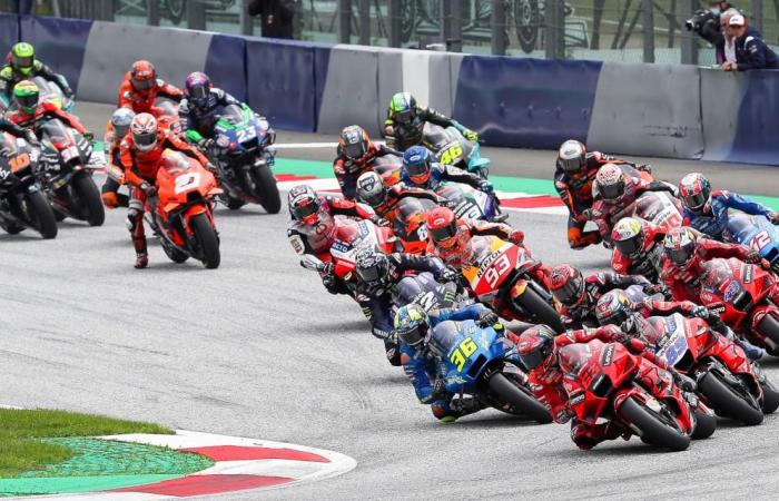 2021 MotoGP Styria Yarış Tekrarı izle