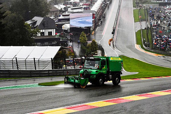 Domenicali: “Formula 1’in radarları, şiddetli yağış hakkında uyarı vermedi”
