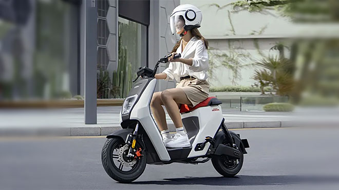 Çok uygun fiyatlı en yeni elektrikli motosiklet: Honda U-BE