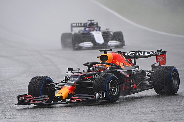 Verstappen: “Bu tarz hafta sonlarında yarışlar daha erken bir saatte yapılabilir”