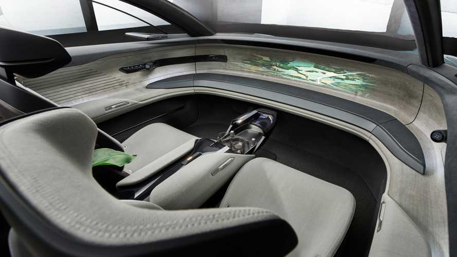 Audi’den gelecekteki elektrikli araçlara fiziksel düğme kararı!