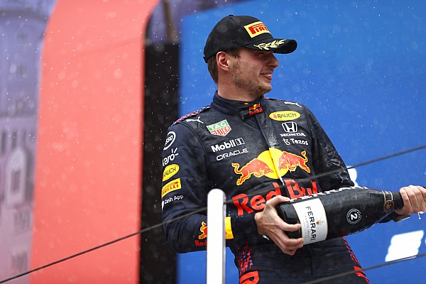 Red Bull: “Verstappen’in podyumu, bir galibiyet gibi”