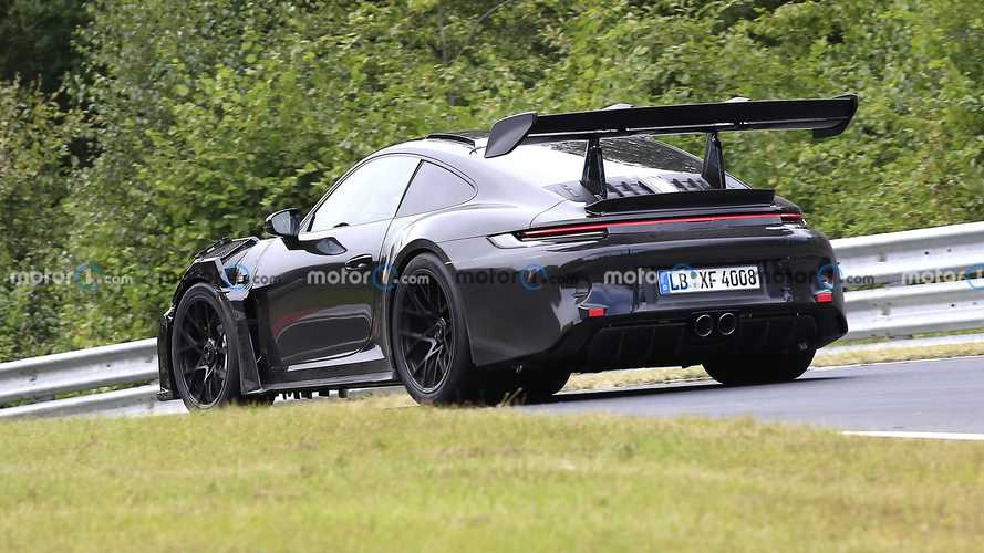 Porsche 911 GT3 RS cesur görünümüyle görenleri büyülüyor