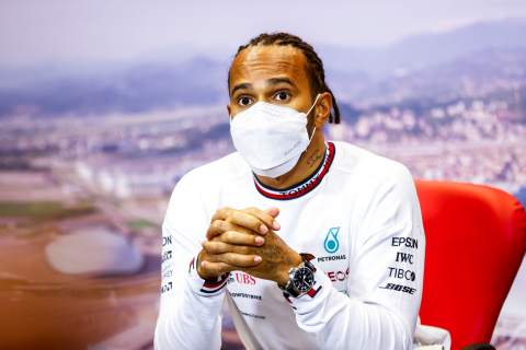 Lewis Hamilton foundation to help recruit black STEM teachers