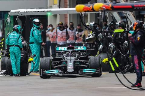 How the Mercedes F1 pit call that angered Hamilton played out