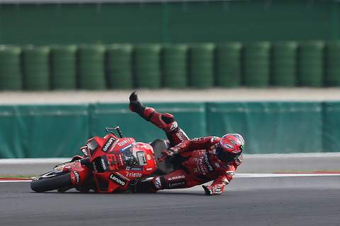 Bagnaia's bet backfires but 'Fabio deserved title'