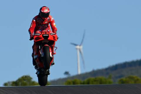 Bagnaia wins Algarve MotoGP, Lecuona-Oliveira clash causes late red flag