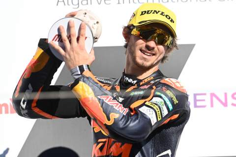 Algarve Moto2: Gardner edges closer to title with Portimao victory