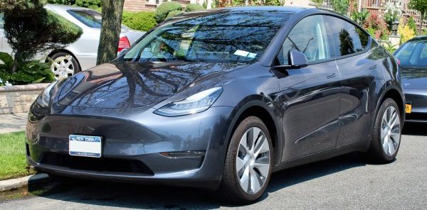 Tesla – Model Y – Standard Range 50 kWh (204 bg) – Teknik Özellikler