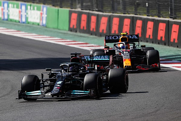 Mercedes, Hamilton’ın motor değiştirdiği iddiasını reddetmedi