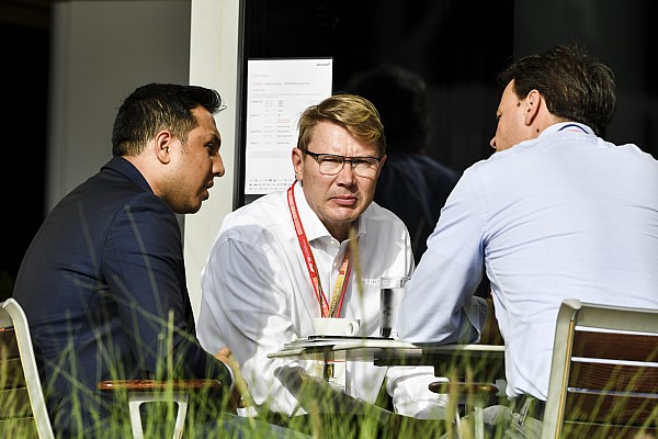Hakkinen’den Verstappen’e: “Hamilton’ın gözünü korkutmaya çalışmak işe yaramaz” Hakkinen’den Verstappen’e: “Hamilton’ın gözünü korkutmaya çalışmak işe yaramaz”