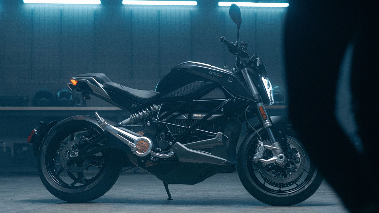 Uygulama ile geliştirilebilen elektrikli motosiklet: “2022 Zero SR”