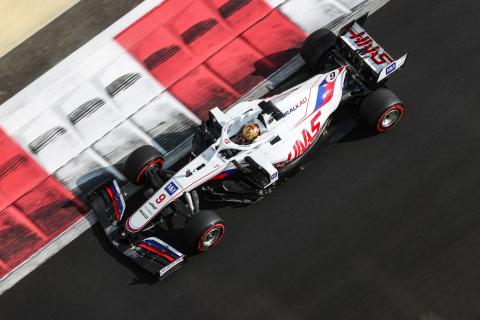 Haas’ 2022 F1 car passes crash tests ahead of new season
