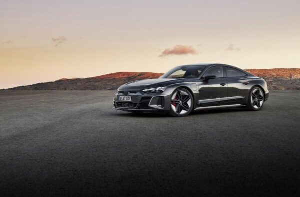 Audi – RS E-tron GT – 93 kWh (598 bg) quattro – Teknik Özellikler