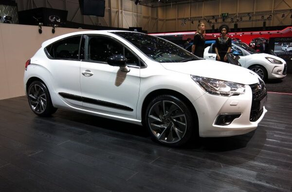 Citroen – DS4 – 1.6 e-HDi (112 bg) Automatic – Teknik Özellikler