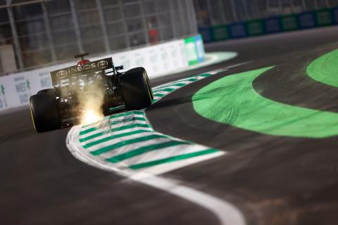 Hamilton will enjoy “measurable step” from freshest F1 engine