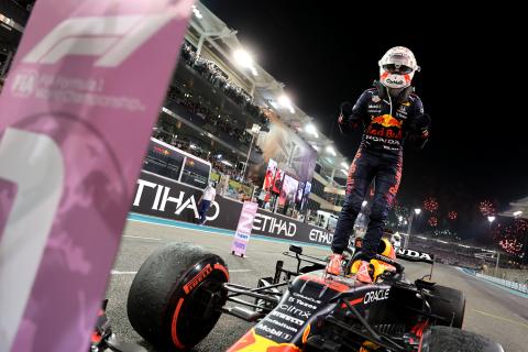 Verstappen wins first F1 title after last-lap pass on Hamilton 