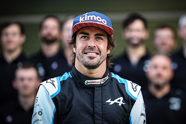 Alonso, 2022 aracının gelişiminde büyük bir rol oynamamış