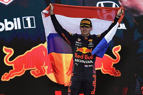 Abu Dhabi GP: Verstappen, Hamilton’ı son turda geçti, 2021 F1 şampiyonu oldu!