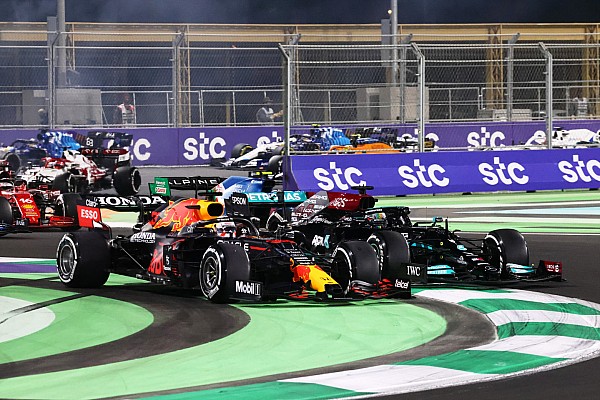 Mol: “Verstappen, şampiyonluğu kazanmak için kaza yapmaz”