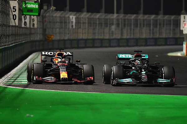 Resmi: Verstappen 10 saniye ceza aldı