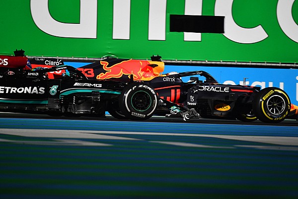 Verstappen: ”F1, yarıştan ziyade cezalarla ilgili”