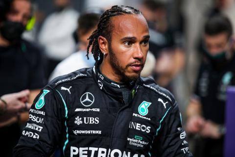 Button backs Hamilton to race on and win eighth F1 title in 2022