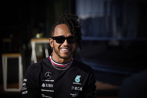 Lewis Hamilton 37 yaşına girdi