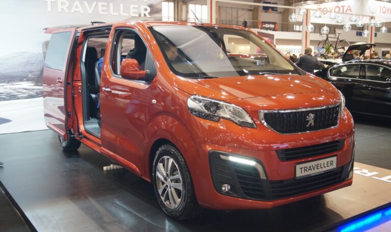 Peugeot – Traveller – 1.6 BlueHDi (115 bg) – Teknik Özellikler