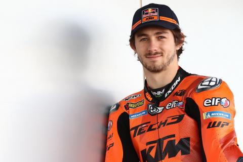 Remy Gardner fractured wrist without falling, won Moto2 title with broken ribs!