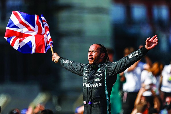 Villeneuve: “Hamilton, yeniden şampiyon olmak için agresif olmak zorunda”