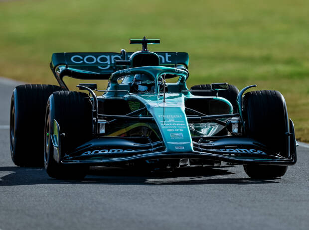 Debüt der neuen Formel-1-Autos 2022: Erste Ausfahrt für Aston Martin