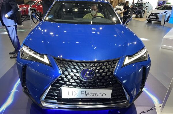 Lexus – UX – 300e 54.3 kWh (204 bg) Electric – Teknik Özellikler