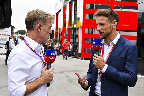Button: “Takımların hakem kararlarına karışmaları yasaklanmalı” Button: “Takımların hakem kararlarına karışmaları yasaklanmalı”