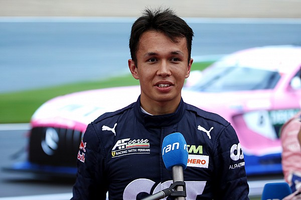 F1’e bir sene ara vermek Albon’a “belli açılardan” iyi gelmiş F1’e bir sene ara vermek Albon’a “belli açılardan” iyi gelmiş