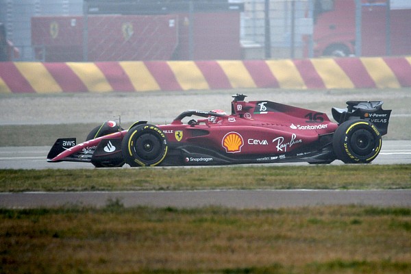 Ferrari, Formula 1-75’le ilk sürüşünü yoğun sis altında Fiorano’da yaptı