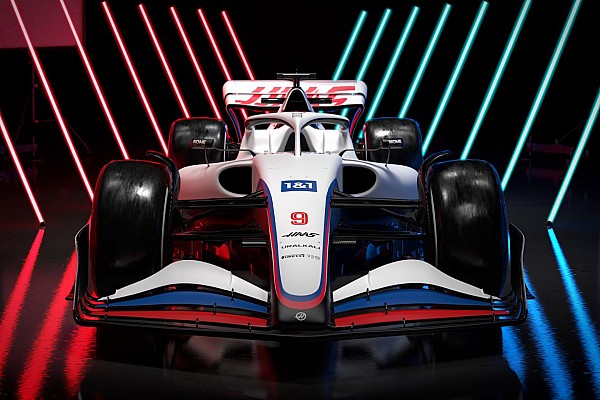 Haas, 2022 F1 aracı VF-22’nin renk düzenini tanıttı!