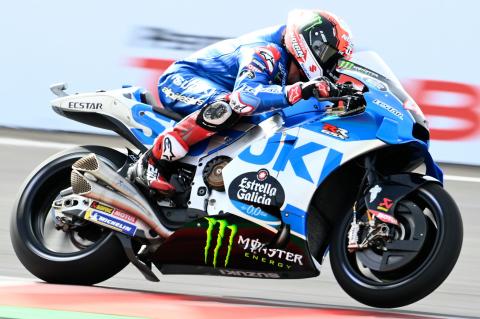 'Alex, jump!' – Rins in the hot seat with bike in flames 'Alex, jump!' – Rins in the hot seat with bike in flames